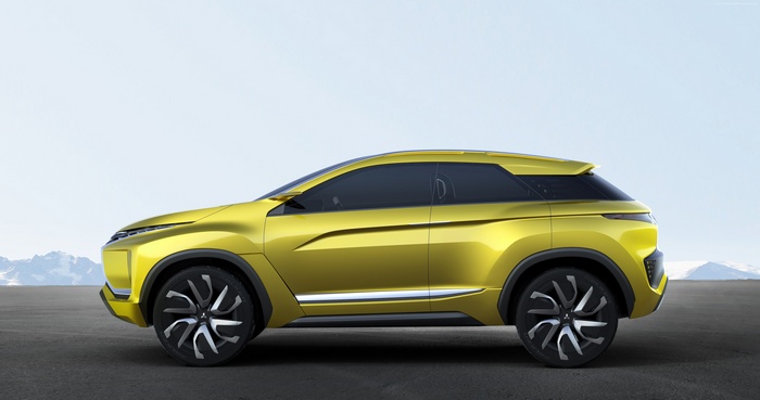 Mitsubishi eX Concept car in gold