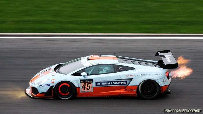 Lamborghini Gallardo race car with flames