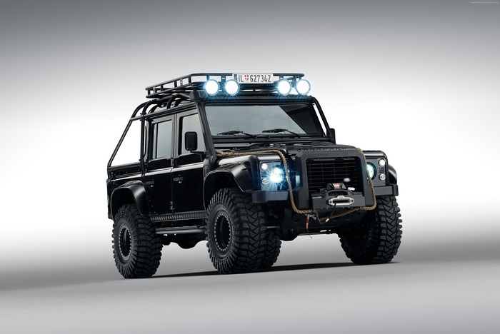 Black Land Rover Defender 110 from Spectre