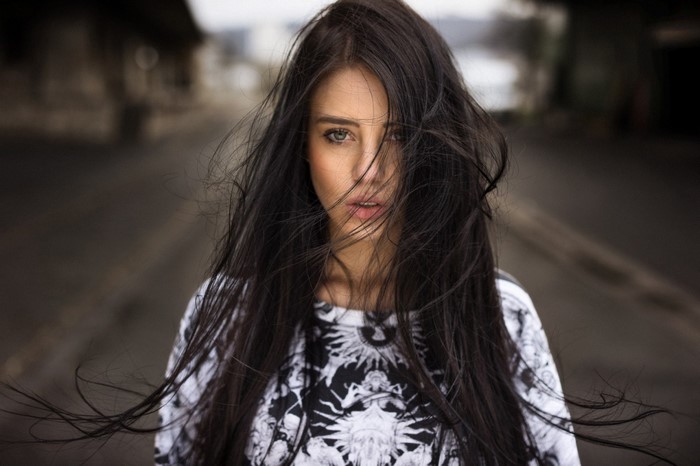 Julia Carina portrait with windblown hair