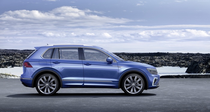 Blue Volkswagen Tiguan GTE parked outdoors