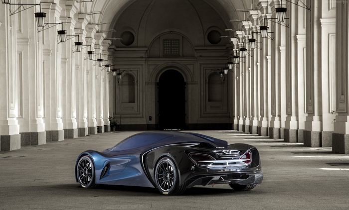 Futuristic concept car Syrma