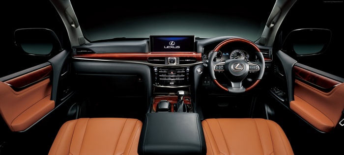 Lexus LX 570 Interior Dashboard