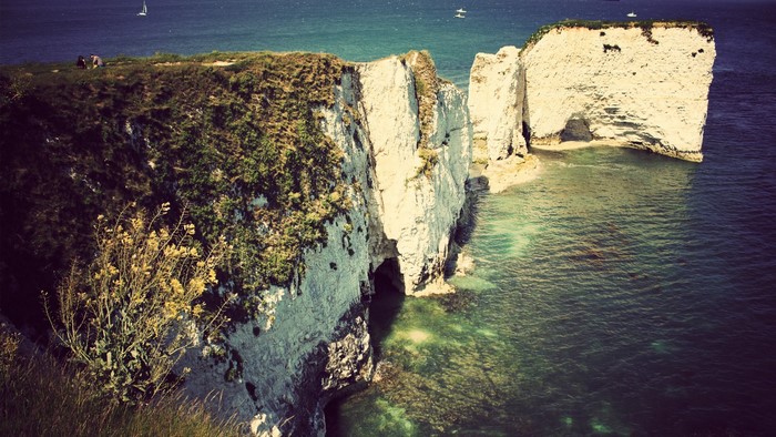 White chalk cliffs and turquoise sea