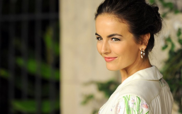 Camilla Belle portrait