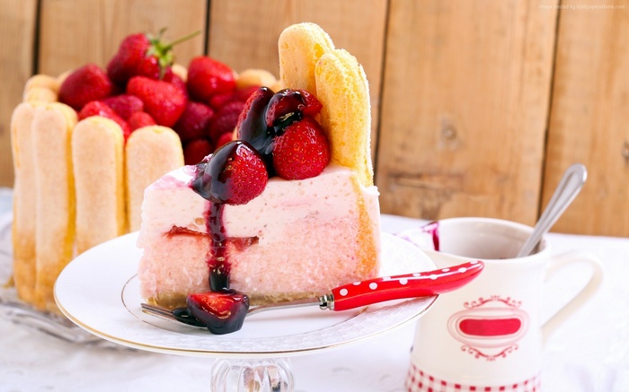 Strawberry Charlotte Cake with Ladyfingers and Berry Sauce