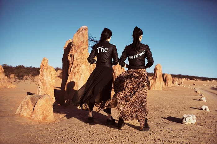 The Veronicas in the Pinnacles Desert