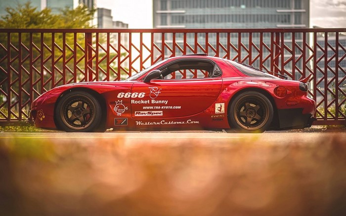 Red Mazda RX-7 Rocket Bunny with TRA-KYOTO.COM decals