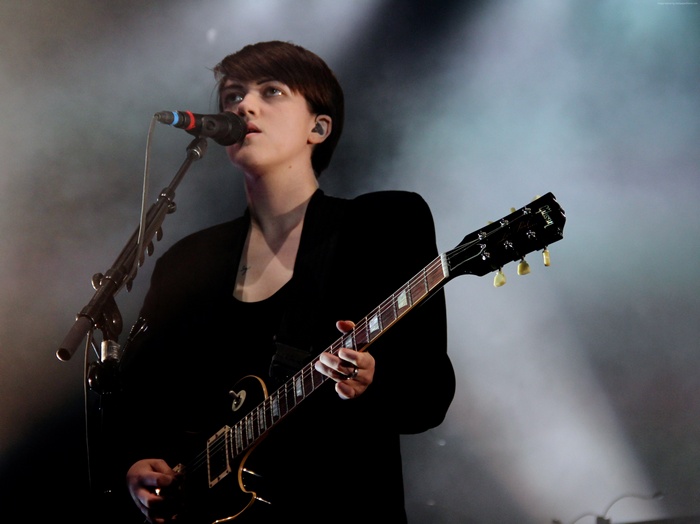 Romy Madley Croft of The xx performing live