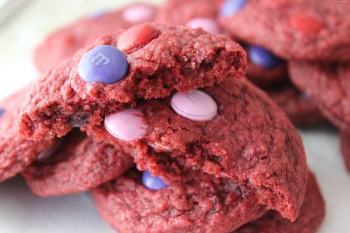 Red velvet cookies with M&Ms