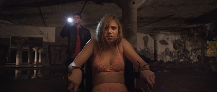 Maika Monroe in It Follows