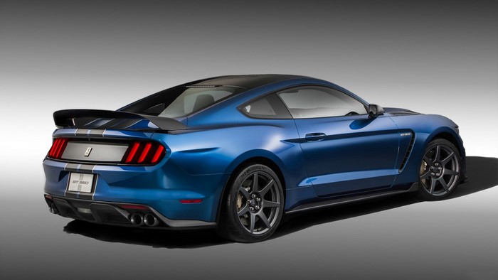 Blue Ford Mustang Shelby GT350 Rear View