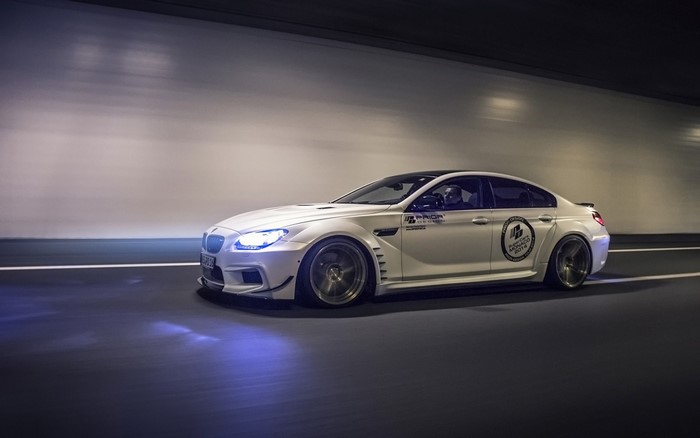 White Prior Design BMW M6 Gran Coupe PD6XX in Tunnel