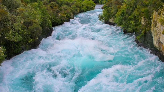 Huka Falls, New Zealand: A Powerful River Flow