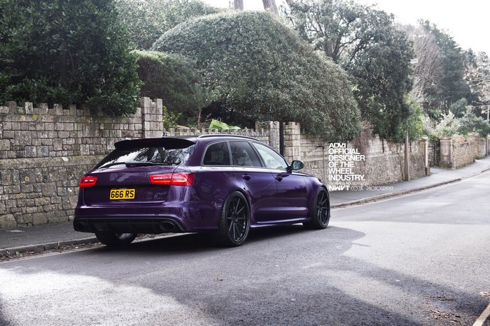 Purple Audi RS6 Avant with ADV.1 Wheels