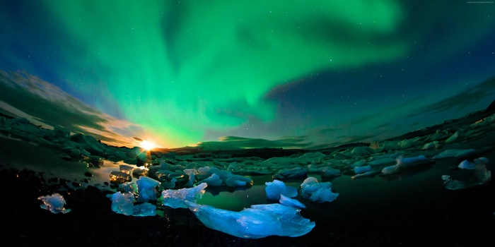 4K Aurora Borealis over Iceland ice