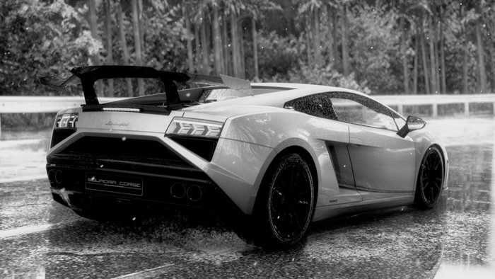 Lamborghini Gallardo Super Trofeo Stradale in the rain
