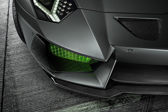 Lamborghini Aventador front bumper with green grille