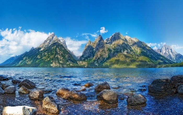Grand Teton National Park Mountains and Lake