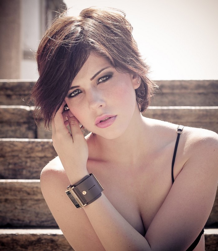 Bia Arantes portrait photography fashion shoot