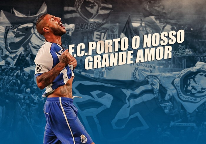 Ricardo Quaresma celebrating with FC Porto fans