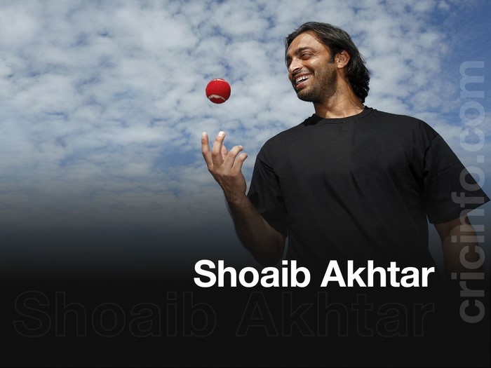 Shoaib Akhtar with a cricket ball