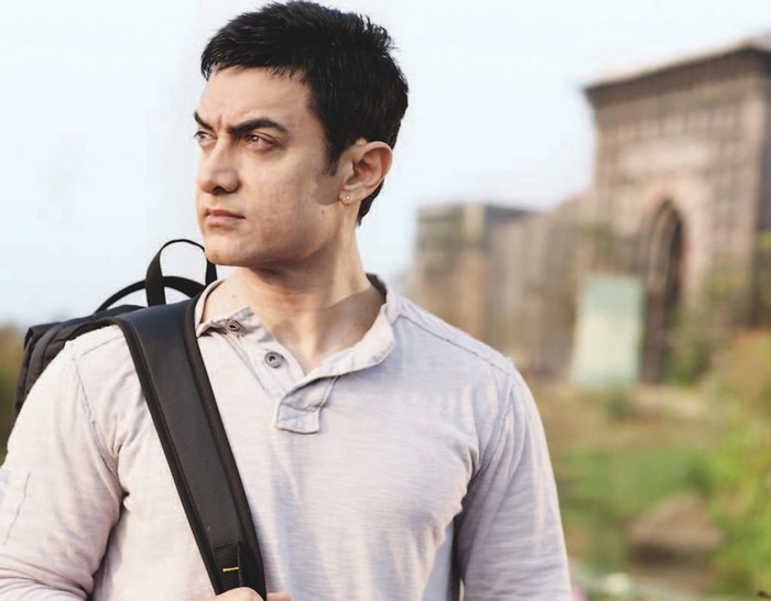Aamir Khan with a backpack