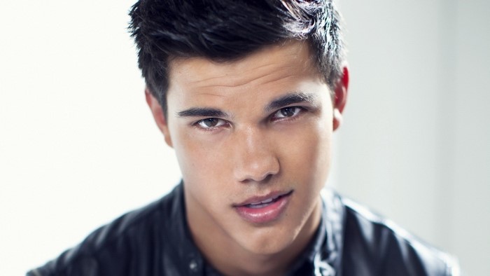 Taylor Lautner portrait
