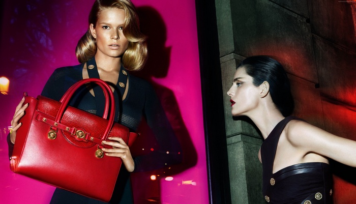 Anna Ewers and Stella Tennant with Versace bag