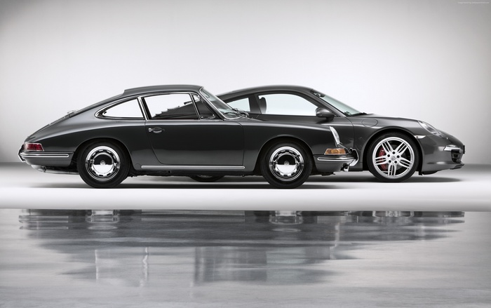 Classic and modern Porsche 911 cars