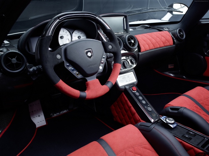 Koenigsegg Agera U1 supercar interior