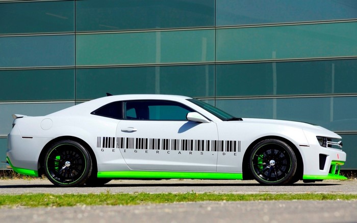 White Chevrolet Camaro with GeigerCars.de livery