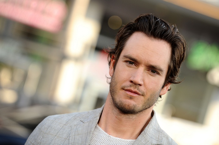 Mark-Paul Gosselaar at an event