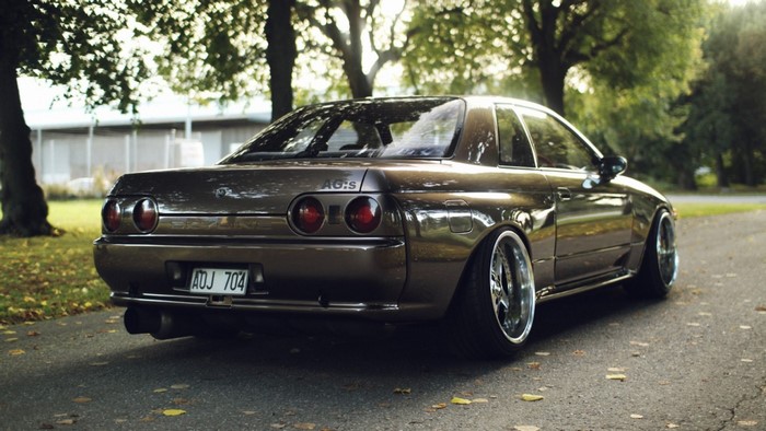 Nissan Skyline R32 Stance in Sunset Light