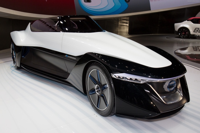 Nissan BladeGlider concept electric car