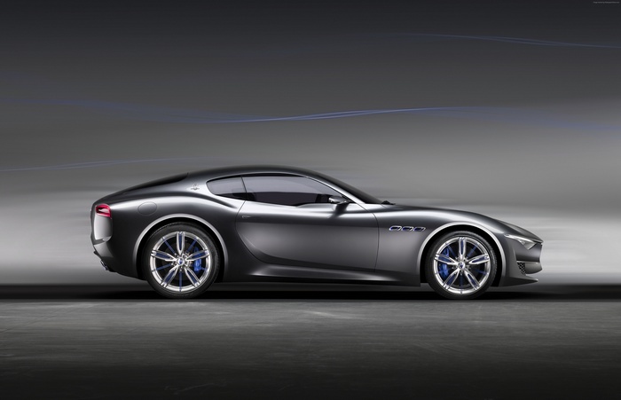 Maserati Alfieri concept sports car side view