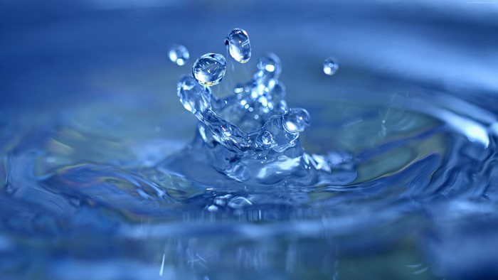 Close-up of water splash with droplets