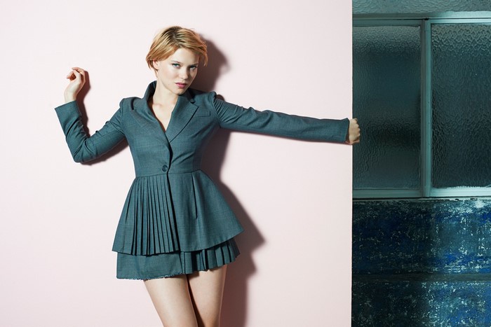 L'a Seydoux in a grey jacket dress