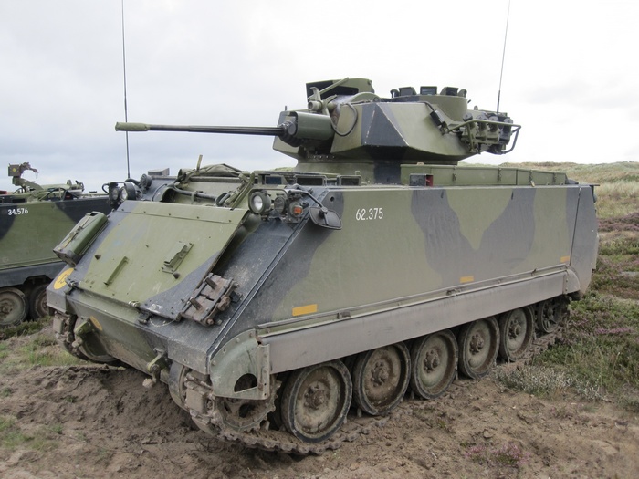 M113 armored personnel carrier with cannon