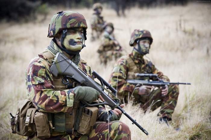 New Zealand Army soldiers with Steyr AUG assault rifles