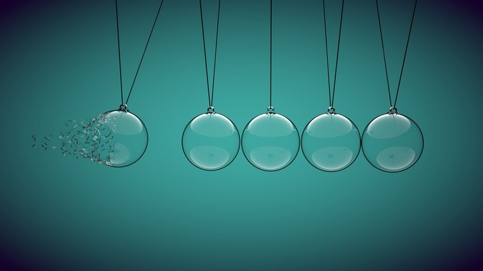 Newton's Cradle with a broken sphere
