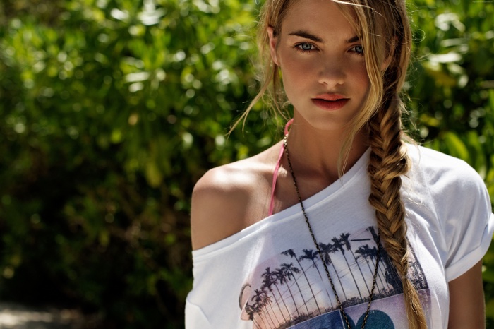t-shirt, look, leaves, green, Elyse Taylor, model