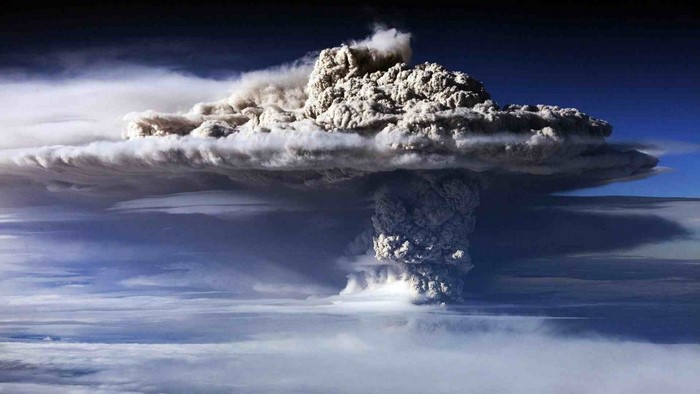Dramatic Volcanic Eruption with Massive Ash Cloud