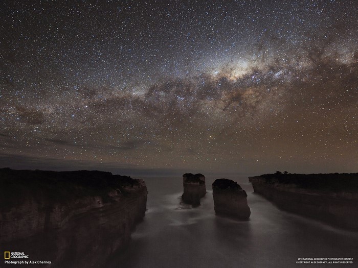 The Milky Way over the ocean at night