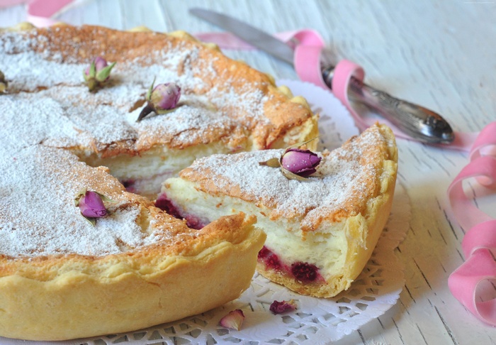 Raspberry Soufflé Pie with Rose Decorations