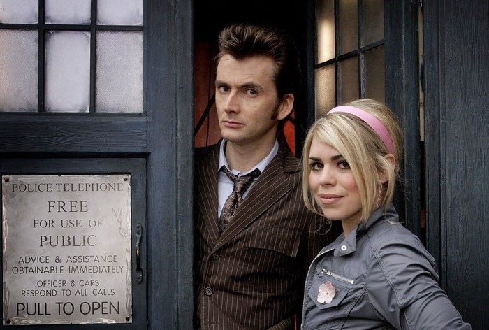 David Tennant and Billie Piper in Doctor Who TARDIS