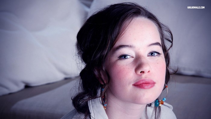 Anna Popplewell portrait photography