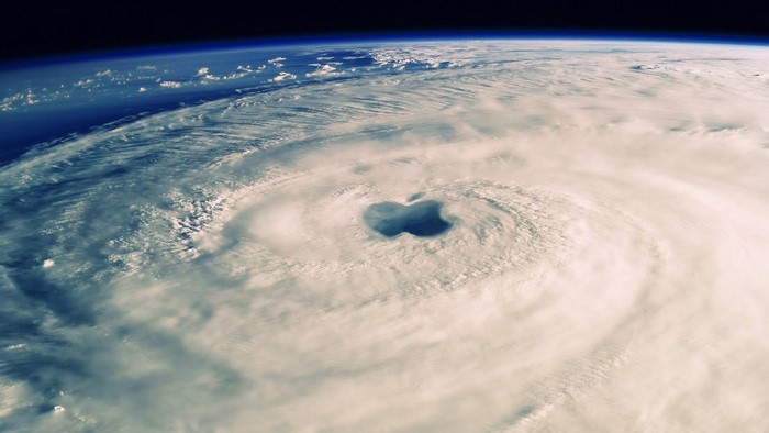 Hurricane eye shaped like Apple logo from space
