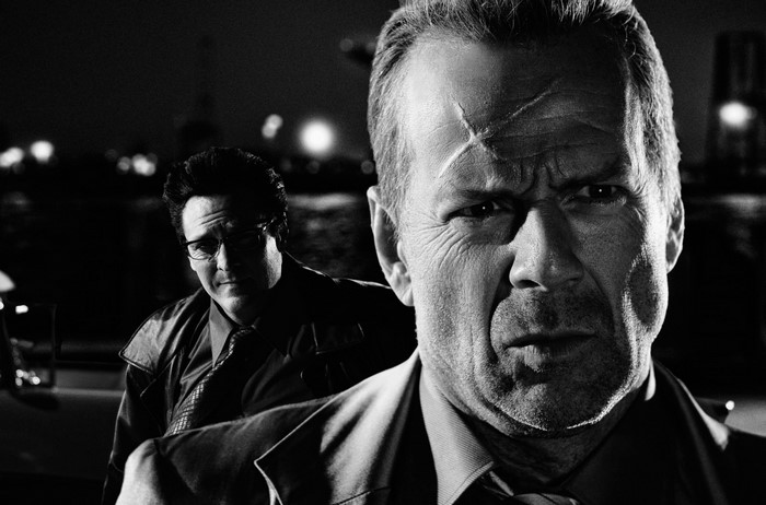 Bruce Willis and Michael Madsen in Sin City