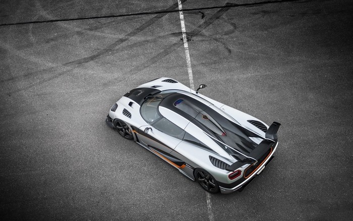 Koenigsegg One:1 sports car on asphalt